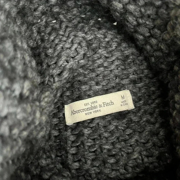 [M]Abercrombie & Fitch  Dark Gray Chunky Knit Turtleneck Sweater - Picture 6 of 9